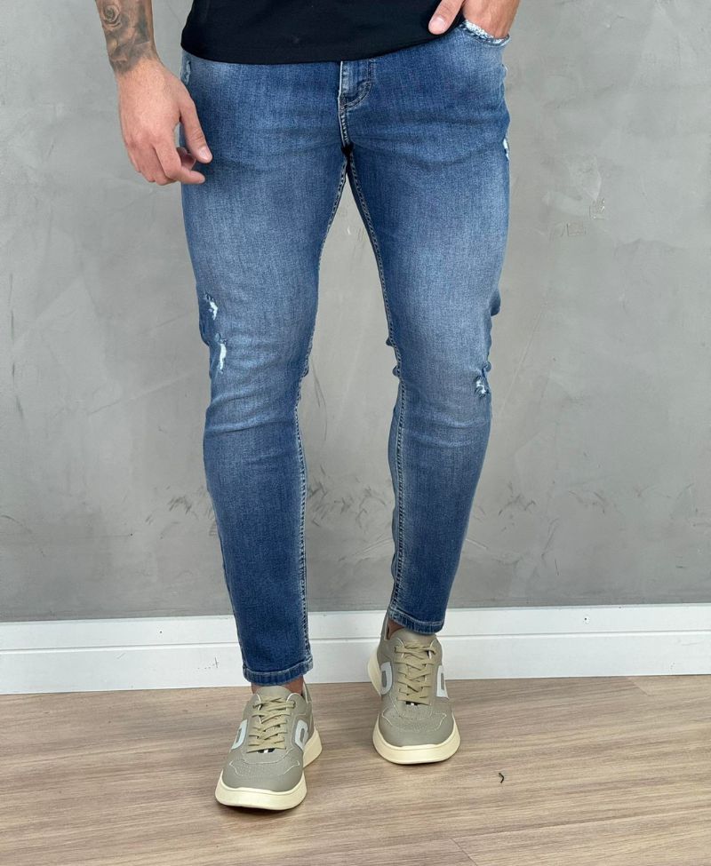 Calça Jeans Médio Masculina Skinny Com Rasgo